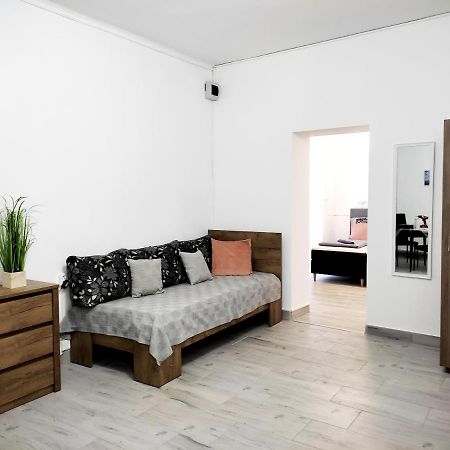 Dunapart Apartment Vác Esterno foto
