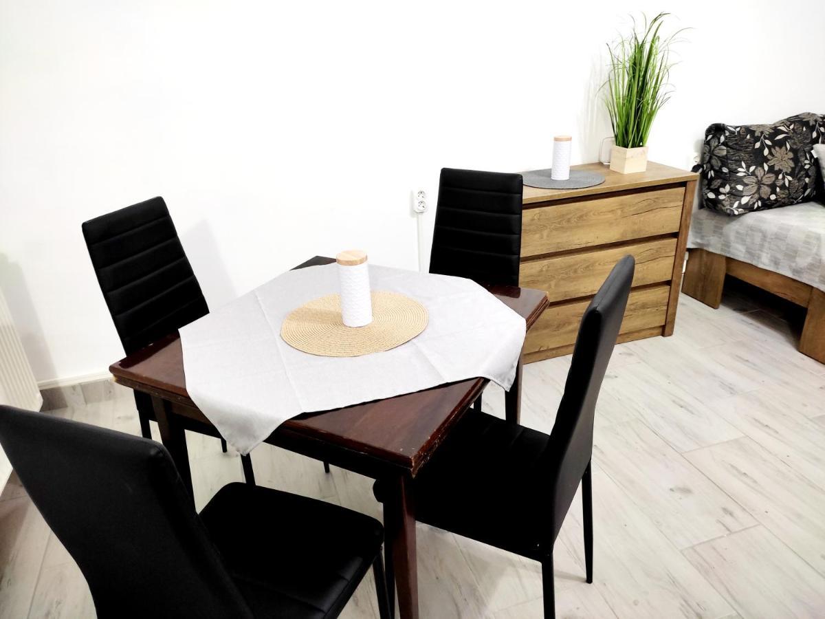 Dunapart Apartment Vác Esterno foto